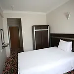 Topkapi Oezyavuz 3* Estambul