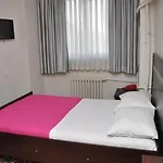 Topkapi Oezyavuz Стамбул